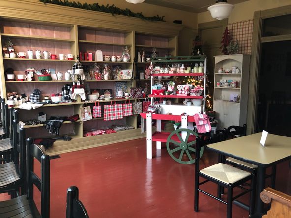 624 W Main St, Madison, IN 47250